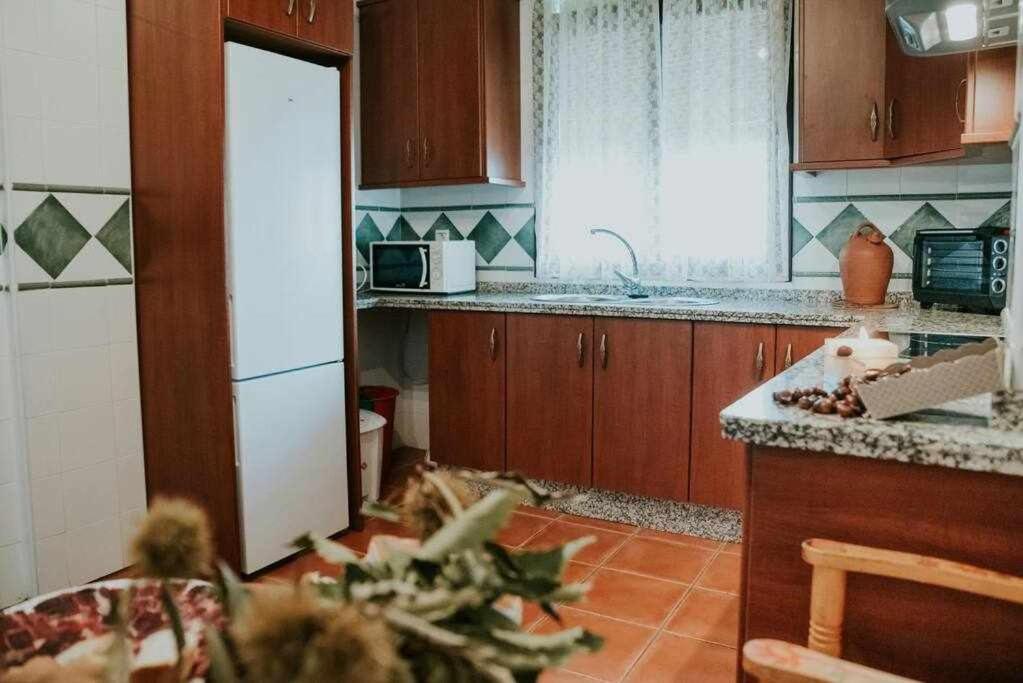 Casa Rural Con Jacuzzi, Sauna, Barbacoa Y Barra Cabeza la Vaca Exteriör bild